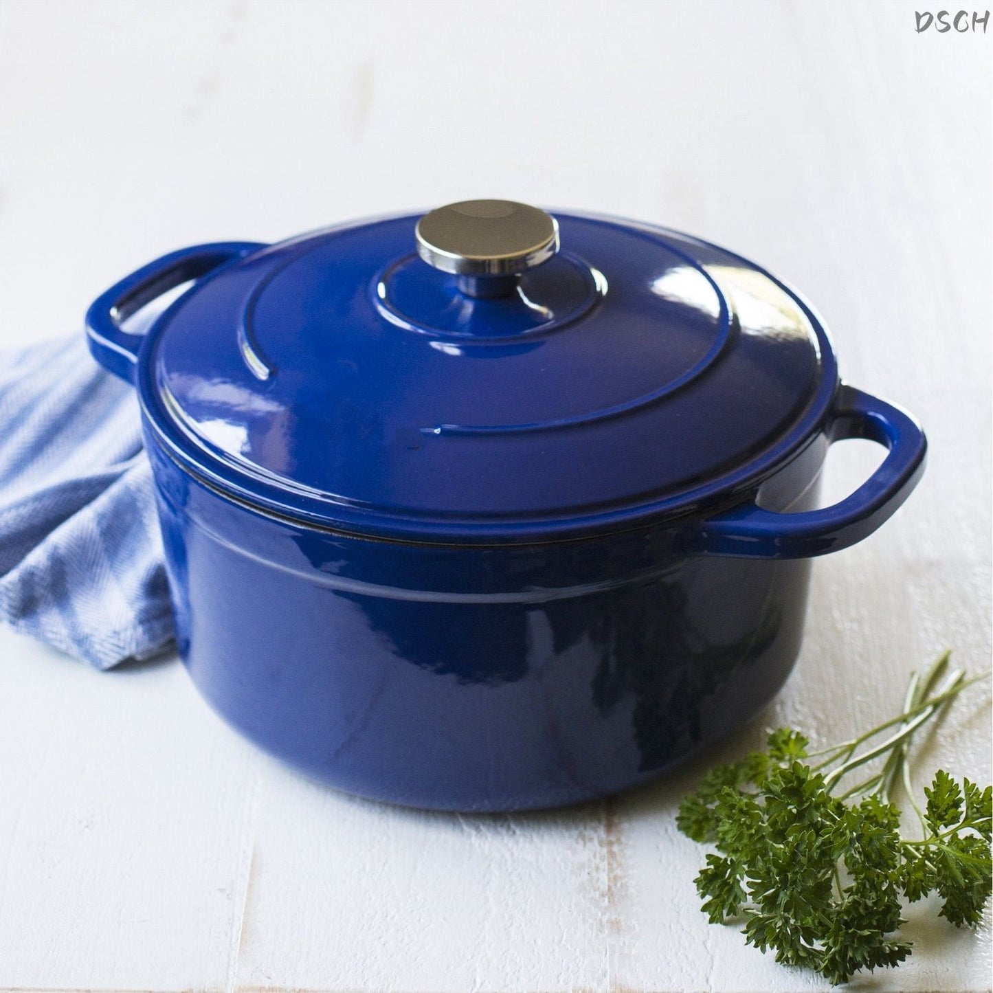 Cast Iron; 6.5 Quart Enameled Cast Iron Dutch Oven