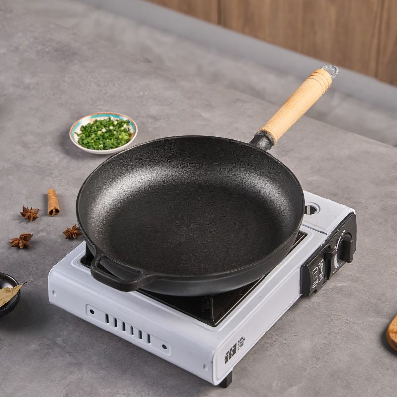 Cast Iron Frying Pan with Wooden Handle(AMZ Shipping)